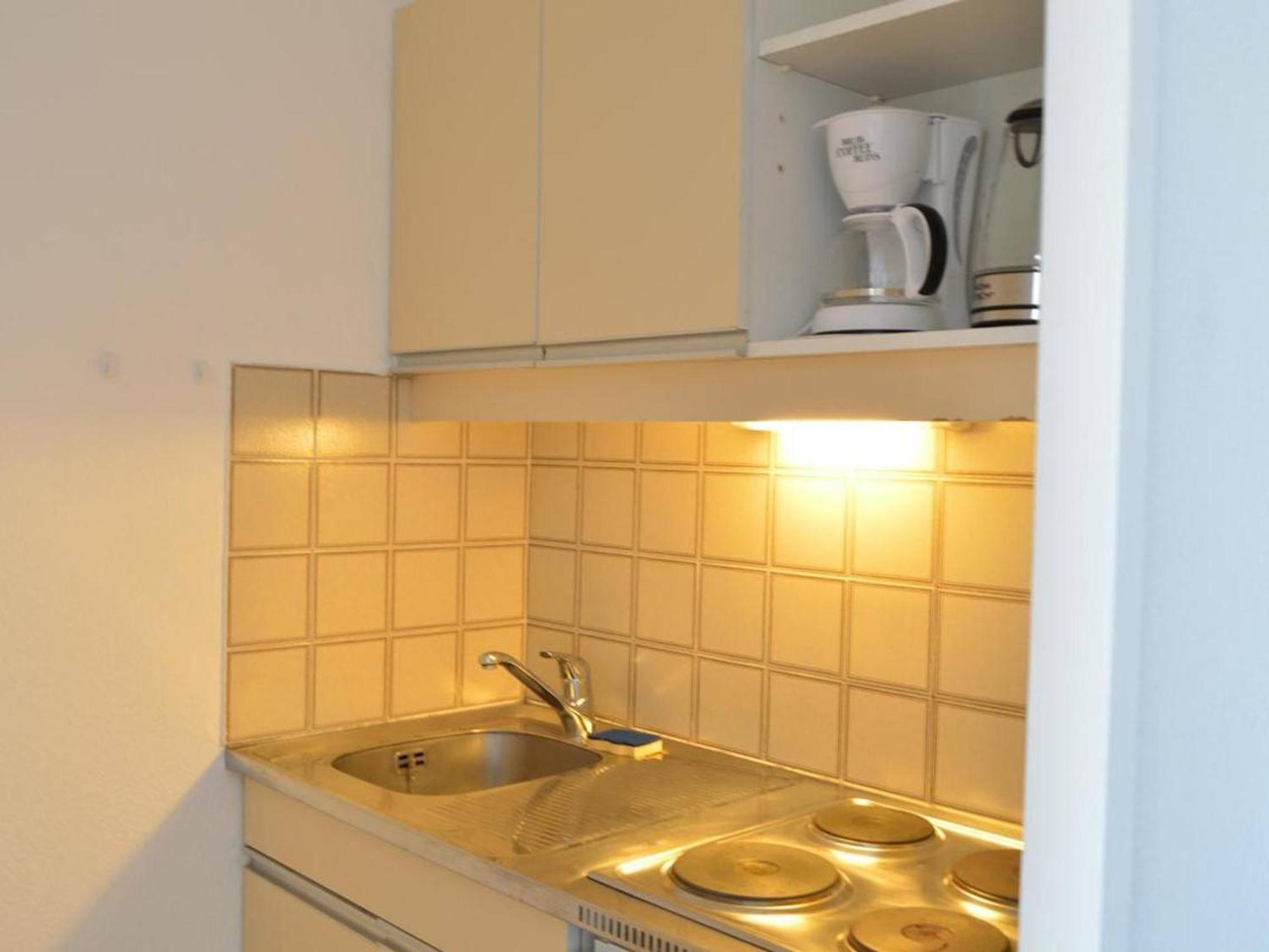 Studio Agreable Avec Loggia, Garage Et Plage A Proximite - 2 Couchages, Golfe-Juan - Fr-1-252-62 Exterior photo